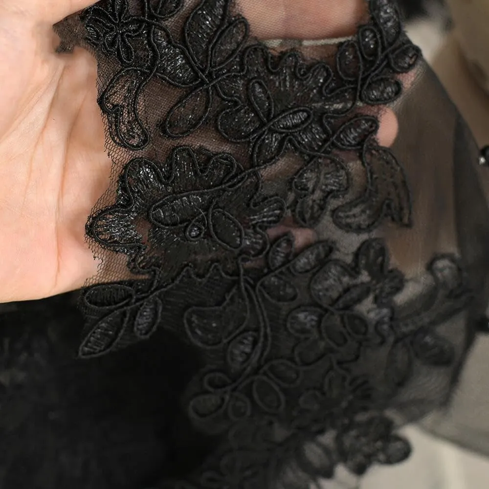 Bridal Veil Pearl Beaded Edge 1 Tier Fingertip Length Wedding Veil with Comb