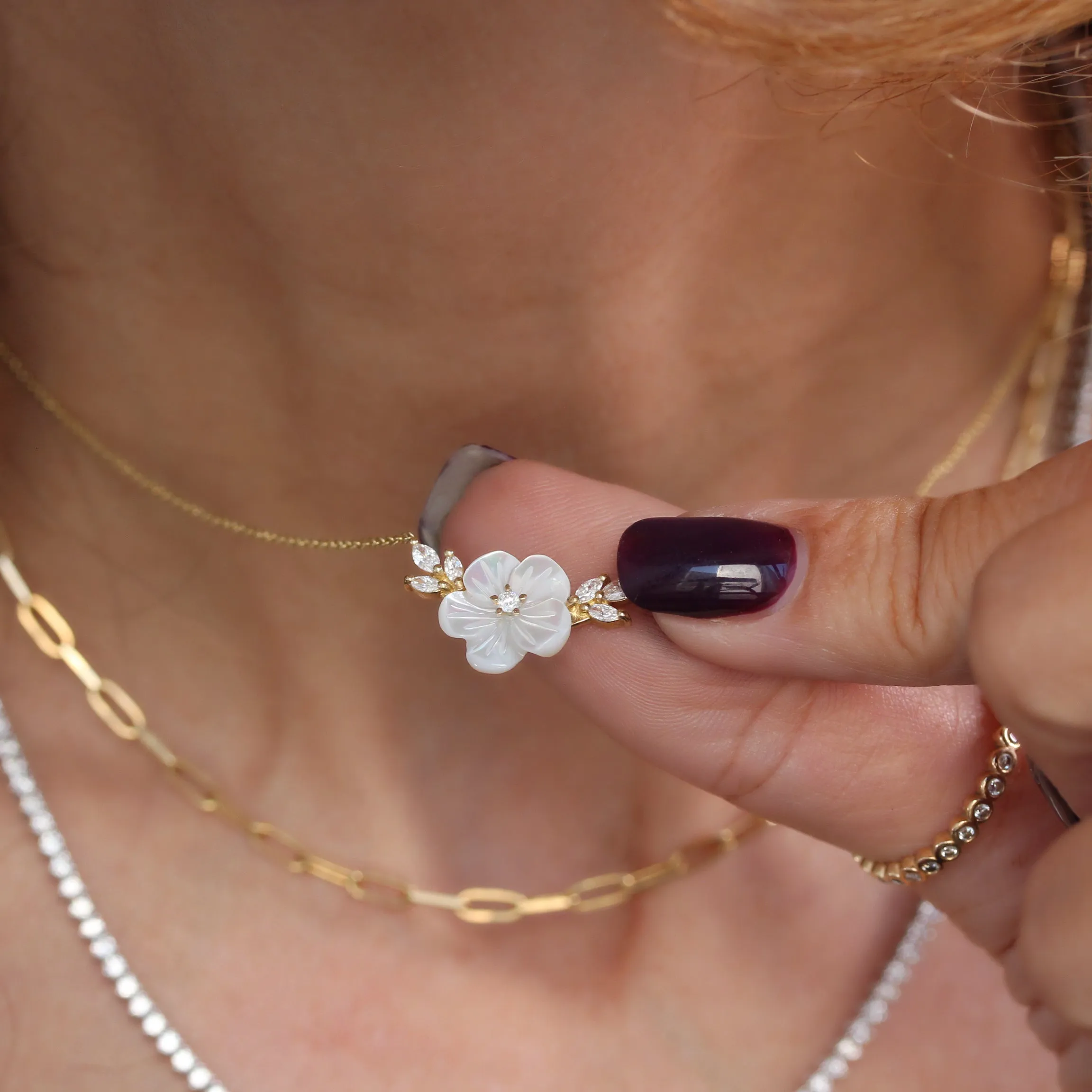 Flower Necklace - Mother of pearls and diamonds necklace Luna Blossom Necklace ♥