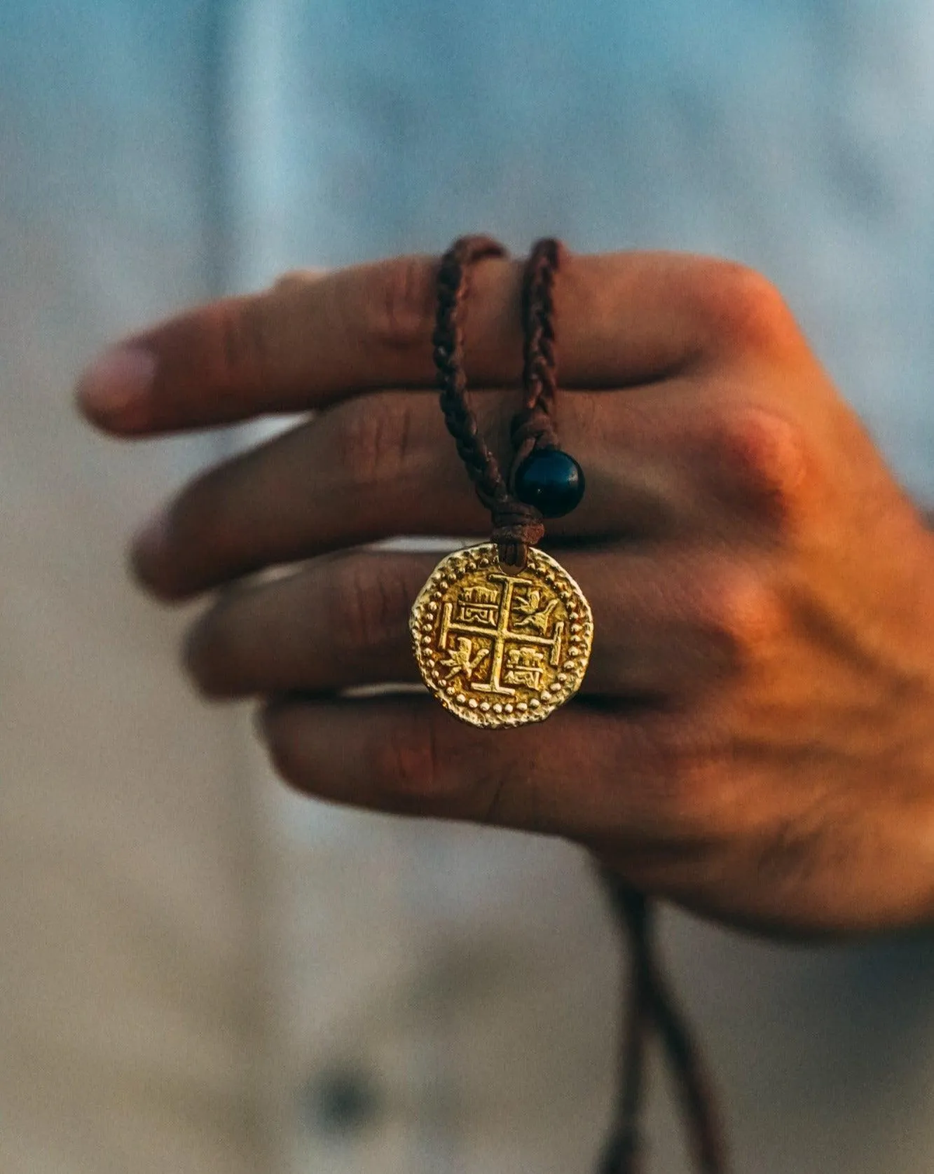 Salvador Coin (Gold)
