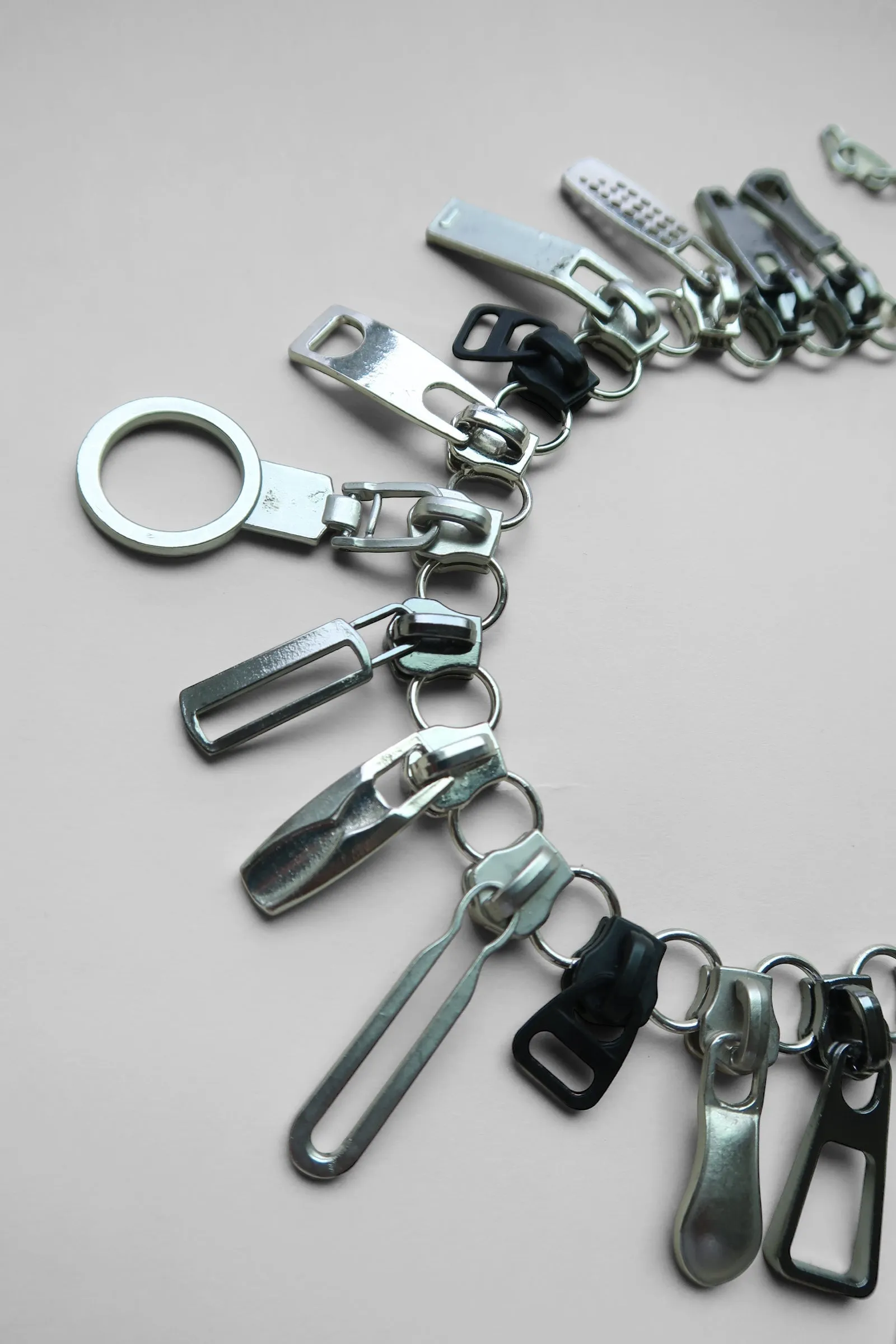 Zip Necklace